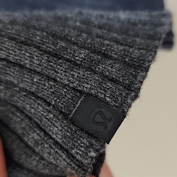 Lululemon Still Lotus Reversible Women's Sweater Grey Size XS - Picture 7 of 7